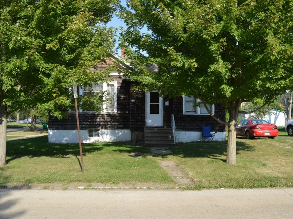 301 S Vermillion St, Streator, IL 61364