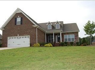7 Dartford Ct, Powdersville, SC 29642