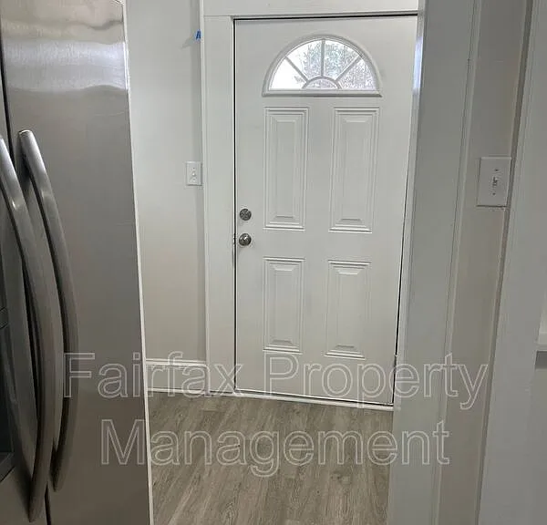 1212 N Miami Blvd — Photo 16
