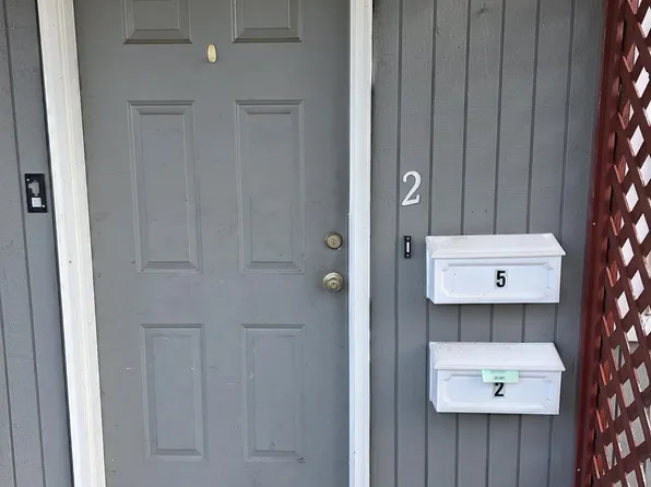 256 E Powell St #2, Monmouth, OR 97361