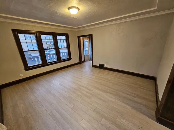 5366 N 36th St, Milwaukee, WI 53209