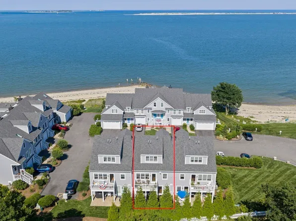 60 Robbins Rd APT 25, Plymouth, MA 02360