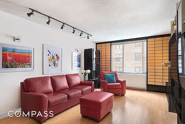 1st image of 137 E 36th St APT 4H