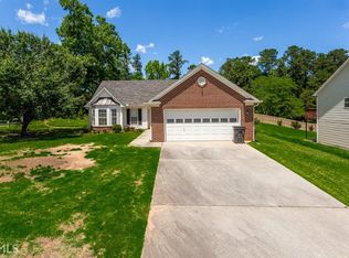 5300 Deer Ln, Union City, GA 30291