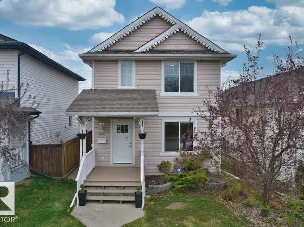 21344 88th Ave NW, Edmonton, AB T5T 6V1