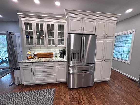 5th image of 955 Nugentown Rd