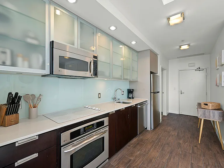 575 Sixth Avenue Trl #1204 — Photo 18