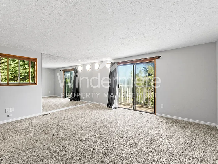 6622 E 15th Ave — Photo 11