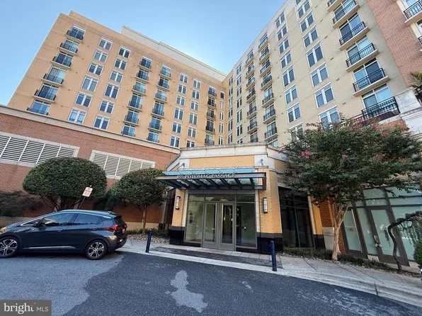 155 Potomac Psge Unit 402, Oxon Hill, MD 20745