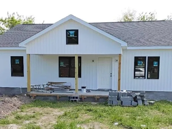 410 Carmon Circle, Ayden, NC 28513