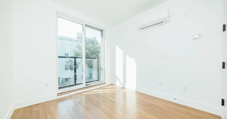 Rented by Twin Group | media 33