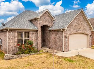 231 Nantucket Loop, Maumelle, AR 72113
