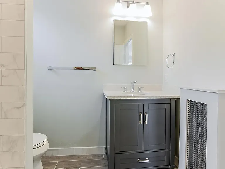 5 Center St #10 — Photo 13