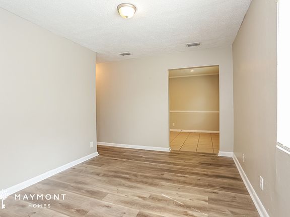 5th image of 4523 Hercules Ave