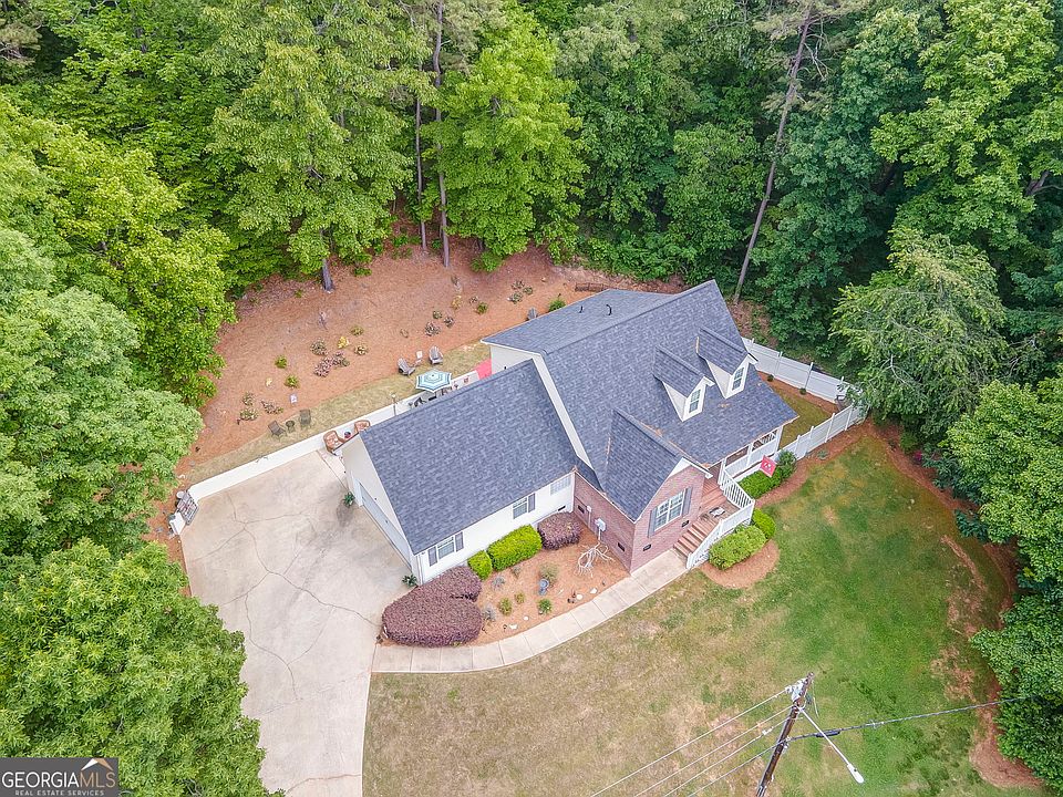 1st image of 419 Flora Avenue Ext SE