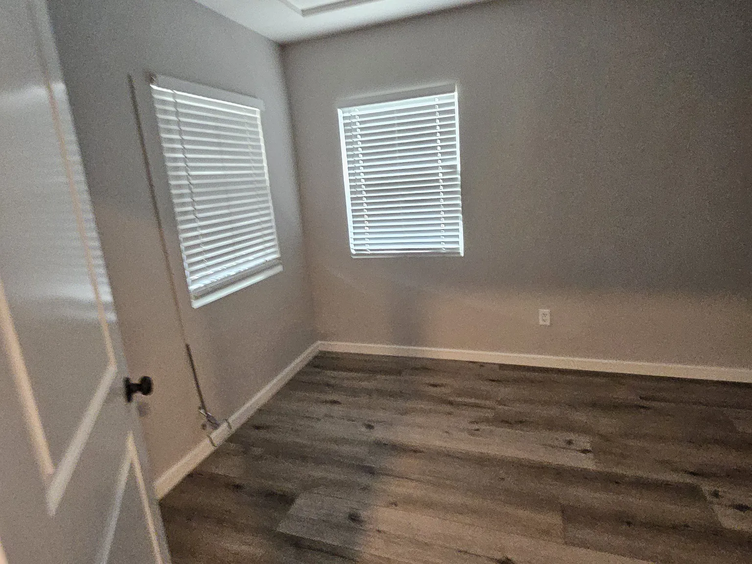 2 bed, 1000 sqft, $2,600 — Photo 3