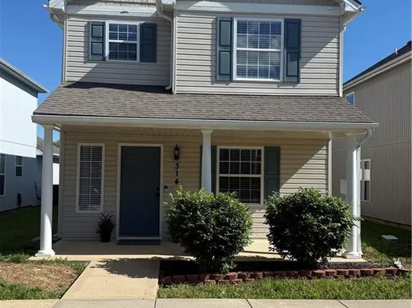 314 NE Coldwater Creek Dr, Grain Valley, MO 64029