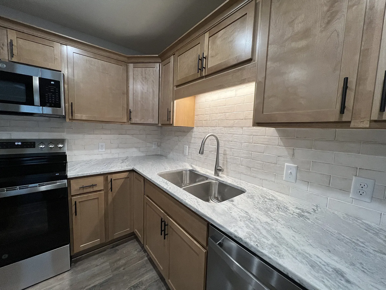 4863 Woodland Park Drive - 7 — Photo 1