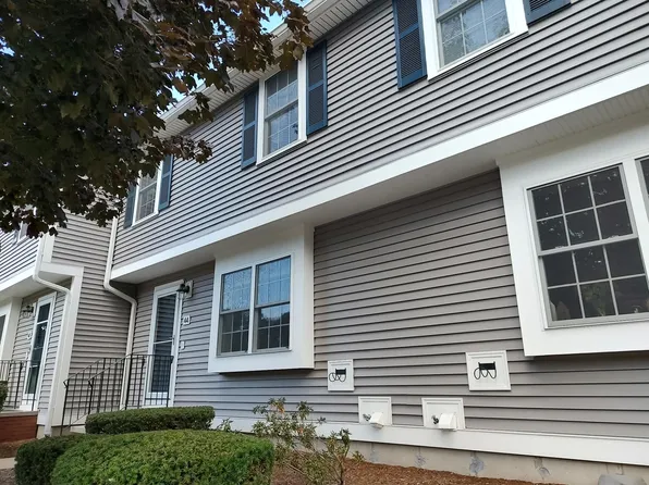 5 Meadowhill Ct APT 44, South Easton, MA 02375