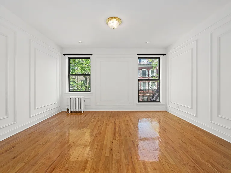 115 W 16th St #228 — Photo 1