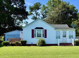 3138 Davis Rd, New Church, VA 23415