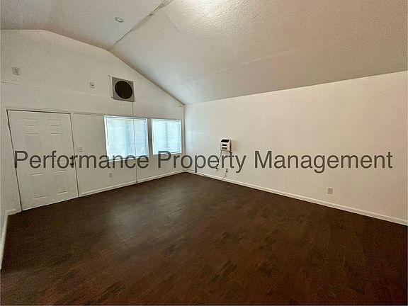 3rd image of 728 Lincoln St #B