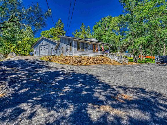 2nd image of 20950 Ferretti Rd