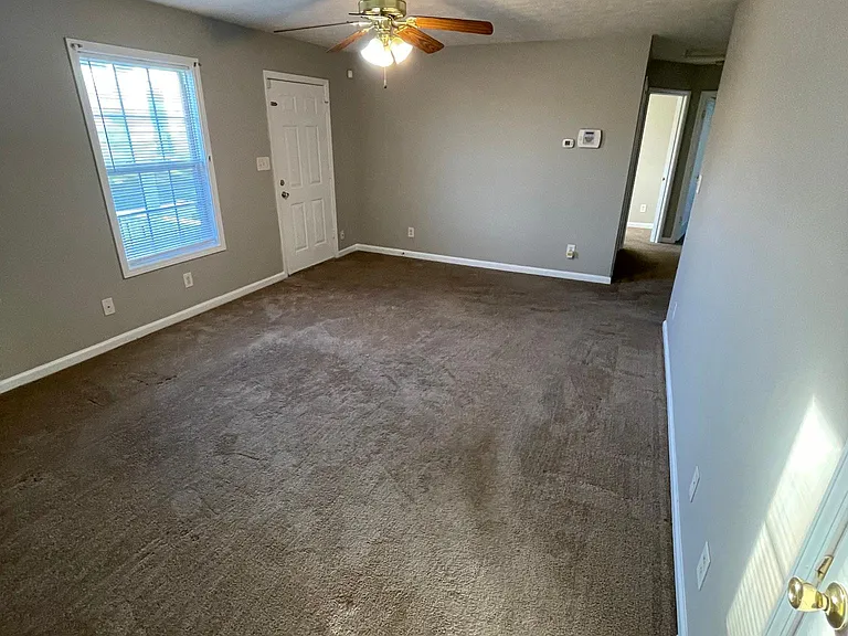 100 Brandi Ct — Photo 13