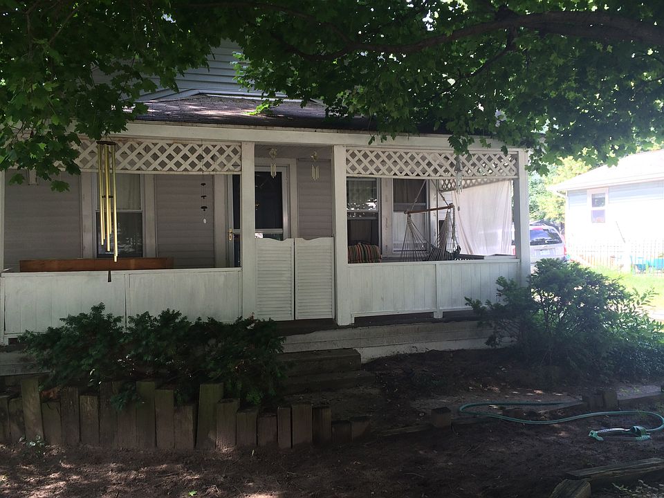 1st image of 234 Maplelawn St SE