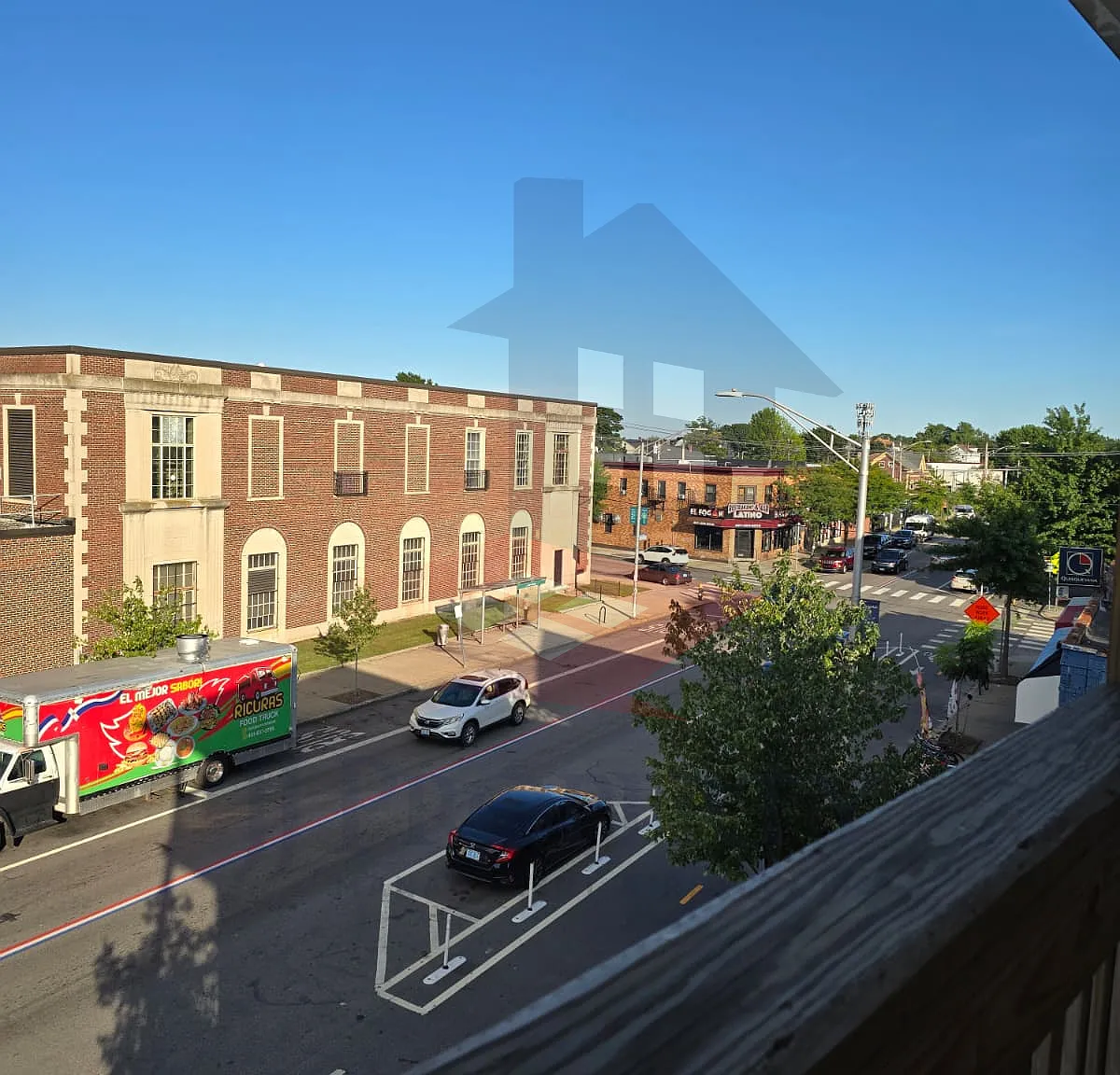 2 bed, $1,900 — Photo 2