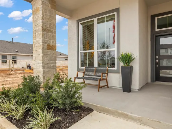 1906 Pining St, New Braunfels, TX 78132