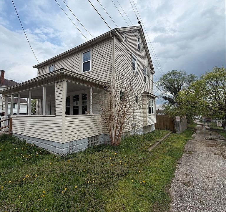 2nd image of 1015 Romig Ave
