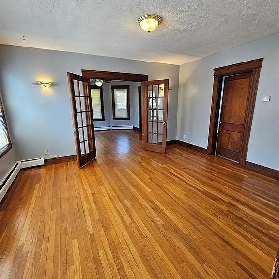 75 Vernon St — Photo 3