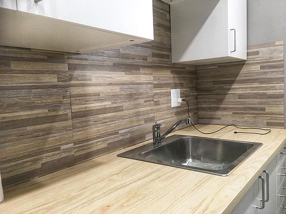 Kitchen counter