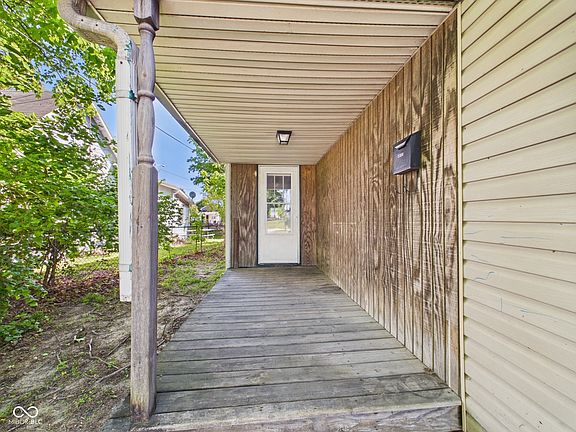 4th image of 1308/1310 Cincinnati Ave