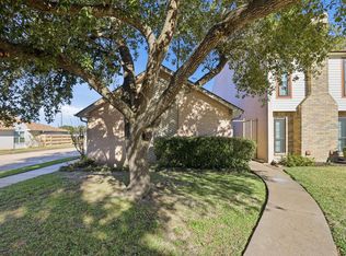 1 Wellington Park, Baytown, TX 77520