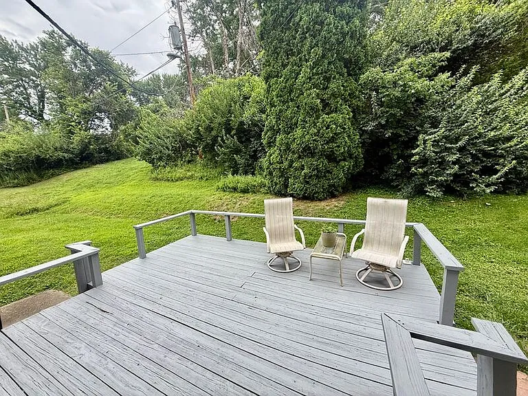 12 Holloway Dr #12B — Photo 14