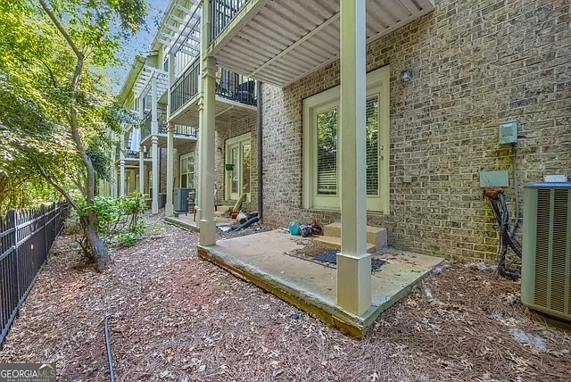 490 Barnett Shoals Rd #205 — Photo 24