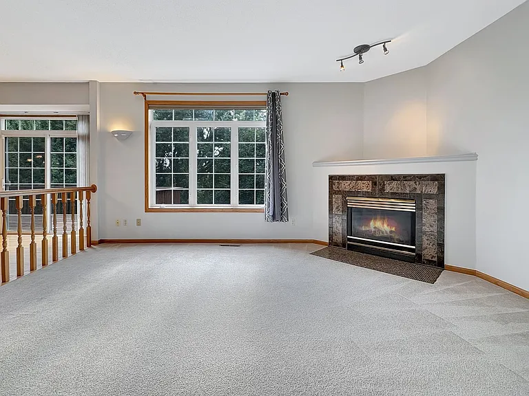 1839 Valley Ridge Trl S — Photo 5