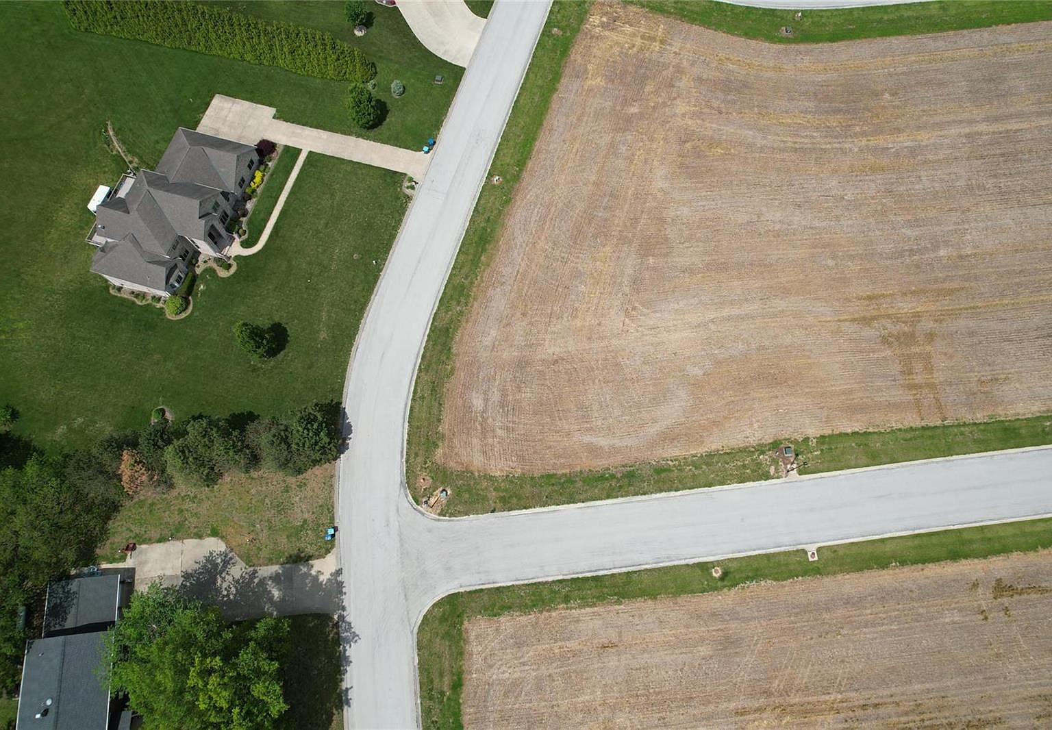 244 Walnut St, Bone Gap, IL 62815 MLS 23027768 Zillow