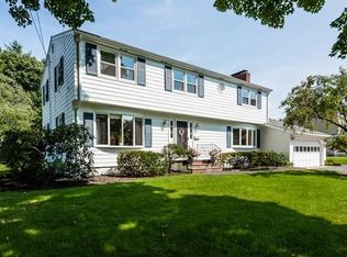 8 Gail St, Chelmsford, MA 01824