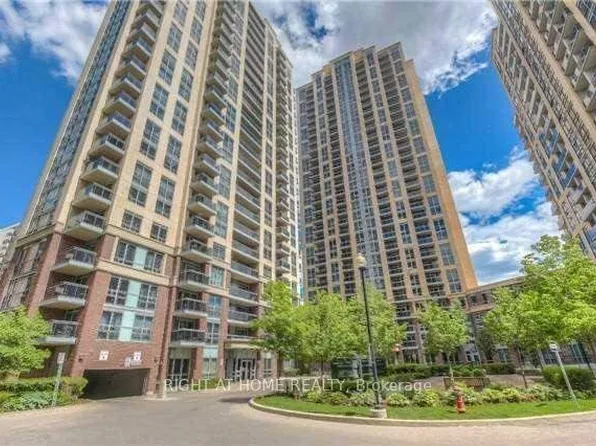 5 Michael Power Pl, Toronto, ON