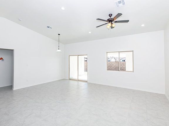 3rd image of 12586 E 50th Ln