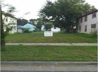 831 Jessamine Ave E, Saint Paul, MN 55106