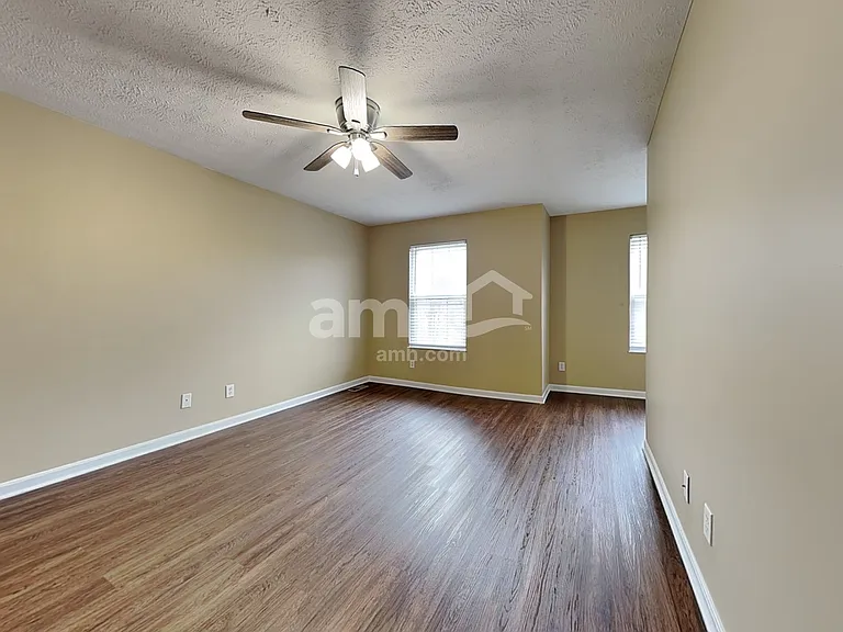 2025 Apple Knoll Ln — Photo 8