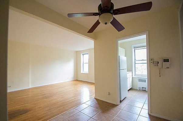 Rented by Rhona Realty | media 5