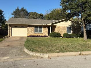 713 Driftwood Trl, Denton, TX 76209