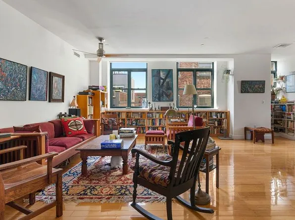 242 Greene Ave APT 4C, Brooklyn, NY 11238