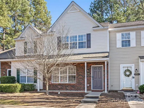 12307 Bluestem Ln, Charlotte, NC 28277