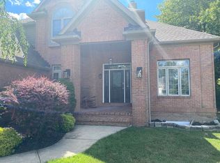 19892 Shenandoah Rdg, Strongsville, OH 44136